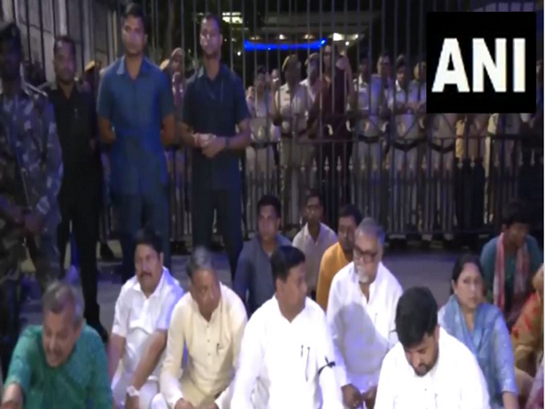 West Bengal BJP President Sukanta Majumdar stages Dharna in Kolkata (Photo/ANI)
