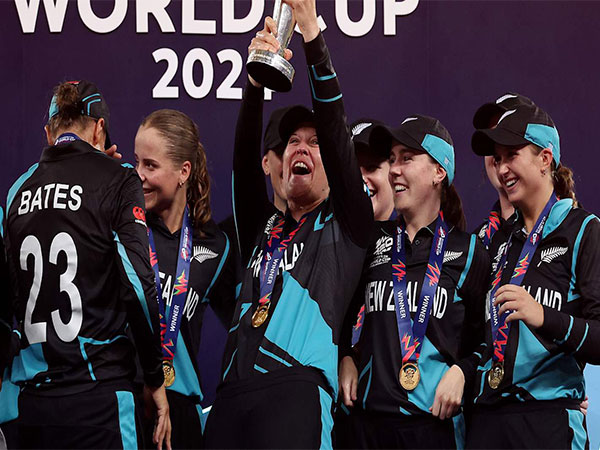 New Zealand women's team (Photo: ICC)