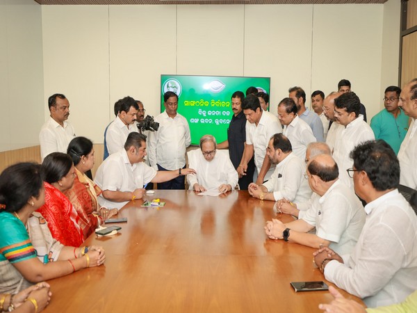 BJD chief Naveen Patnaik files nomination (Photo/ANI)