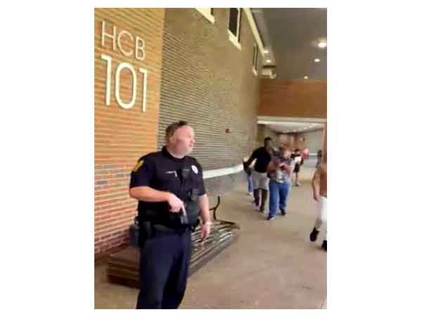 Police at Florida State University after shooting incident. (Photo: Reuters)