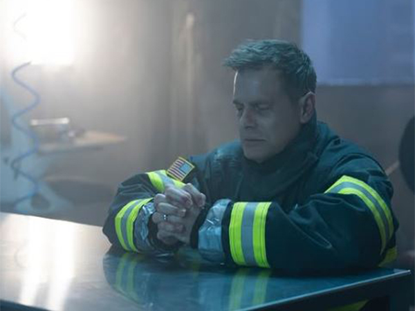 Peter Krause in 9-1-1 Season 8 finale (Image Source: ABC platform)