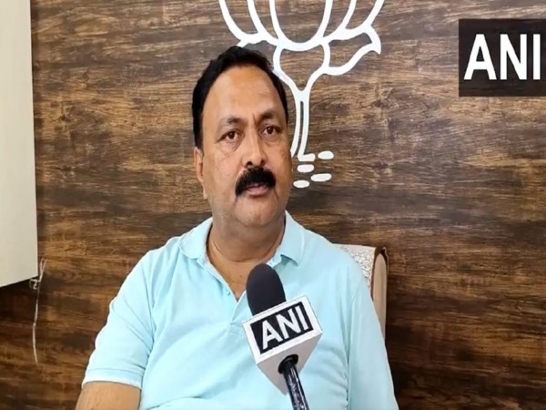  BJP MLA Mahesh Tenginkai 