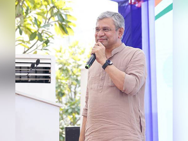 Union Minister Ashwini Vaishnaw (Photo/PIB)