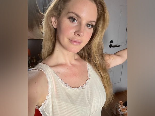 Lana Del Rey (Image source: X)