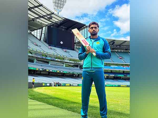 Babar Azam (Photo: Instagram/babarazam and mcg)