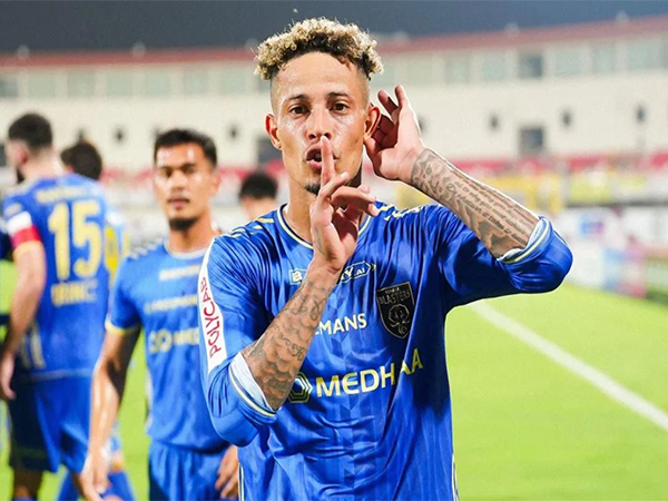 Kerala Blasters FC player celebrating after scoring a goal (Photo: ISL) 