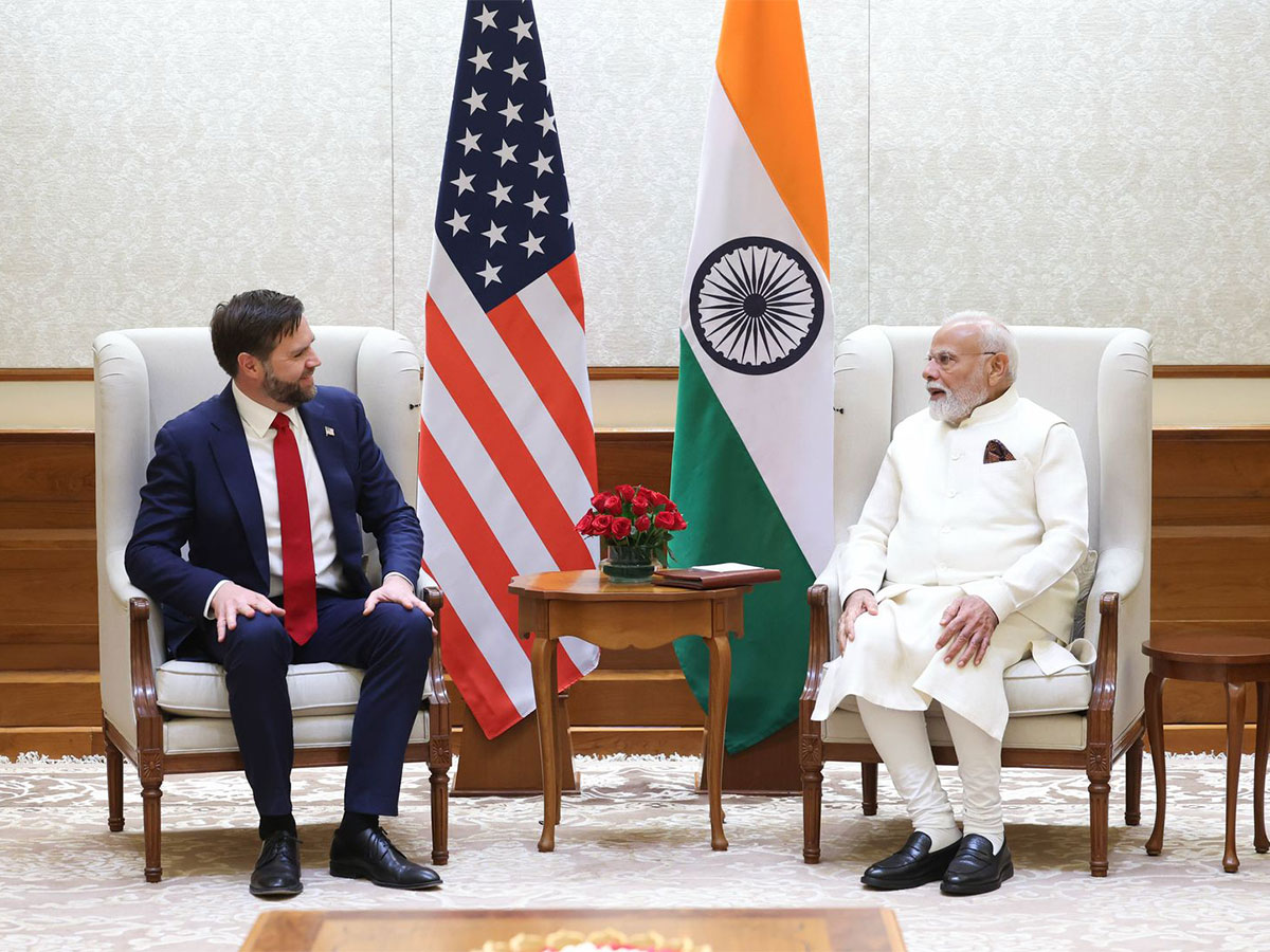 Prime Minister Narendra Modi with US Vice President JD Vance (Photo/@narendramodi)