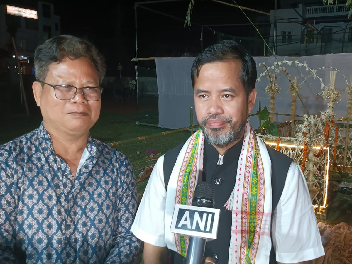 Tripura Minister Shukla Charan Noatia (right) along with Manoj Debbarma (left), Joint Director of ICA. (Photo/ANI) 