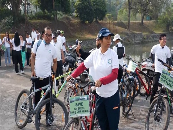 Cyclists participate in Cyclothon 2025 in Imphal to mark Earth Day and spread awareness on climate change (Photo/ANI) 