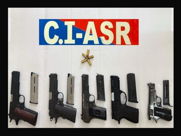 Punjab Police busts illegal weapon smuggling module (Photo/@DGPPunjabPolice)