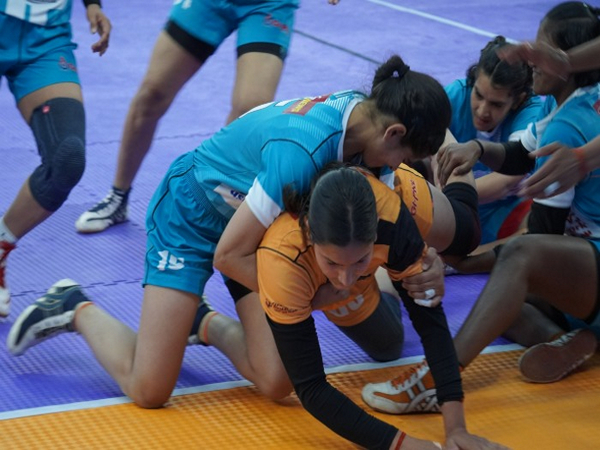 Kabaddi action (Photo: GI-PKL)