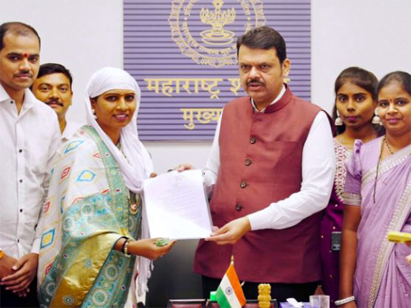 Widow of policeman killed during 26/11 appointed as Deputy SP on probation by Maharashtra Chief Minister Devendra Fadnavis (Photo/X:@CMOMaharashtra) 