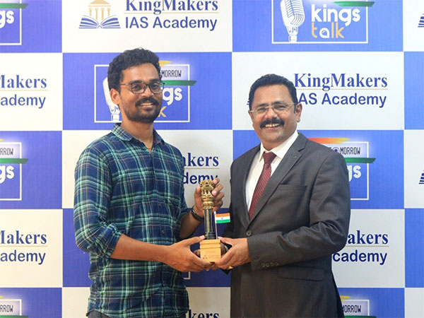 B. Sivachandran, Top Rank Holder from Tamil Nadu in UPSC Civil Services Exam 2024, alongside Prof. Sathyashree Boominathan, Director, KingMakers IAS Academy.