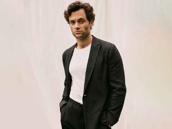 Penn Badgley (Image Source: X/@PennBadgley)
