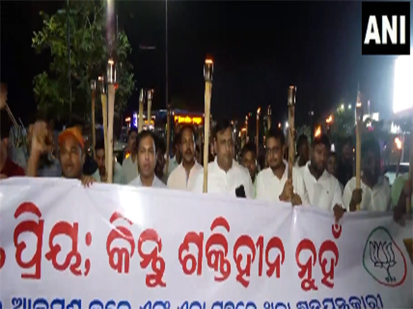 BJP Yuva Morcha holds protest in Bhubaneswar against Pahalgam terror attack (Photo/ANI) 