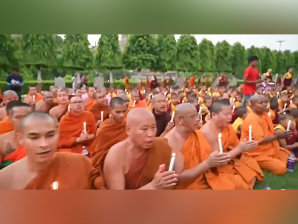 Buddhist Monks at the Mahabodhi Mahavira temple (Photo/ANI)