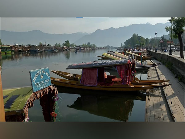 Visual from Dal Lake (Photo/ANI)