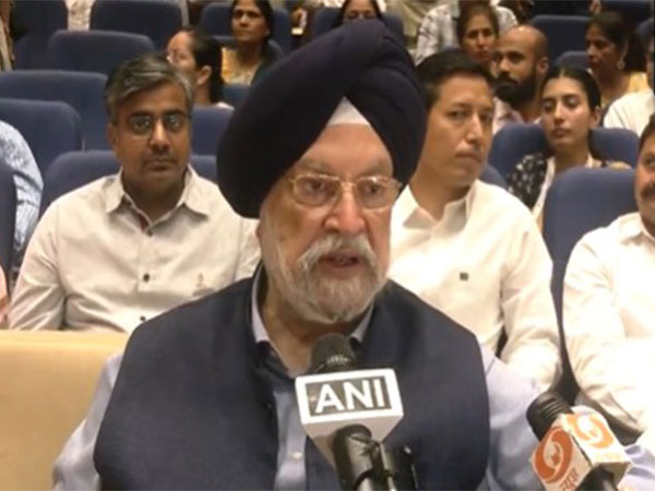 Union Minister Hardeep Puri (Photo/ANI)