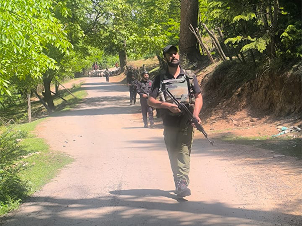 Anantnag Police intensify anti-terror operations (Photo/ANI)