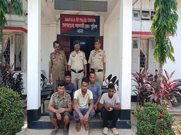  Agartala Government Railway Police arrest five for their alleged involvement in human trafficking. (Photo: Agartala GRP)