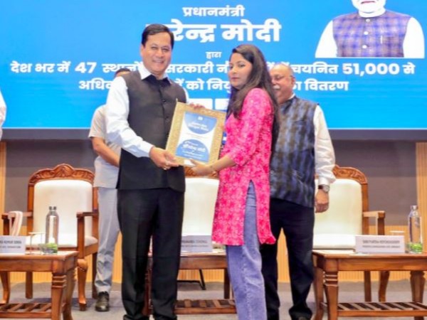 Union Min Sarbananda Sonowal during Rozgar Mela in Guwahati  (Photo/X:@sarbanandsonwal)