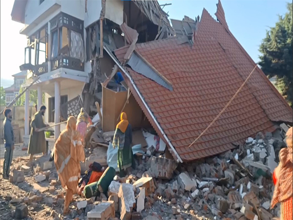 Visuals of the demolished house in Bandipora (Photo/ANI)