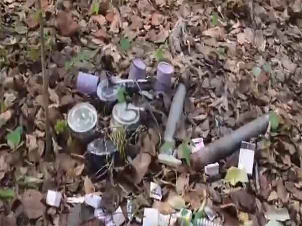 Explosives and other Naxals dumps found in Salhebhat forest (Photo/Chhattisgarh Police)