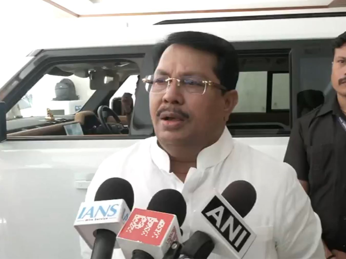 Congress MLA Vijay Waddetiwar (Photo/ANI)