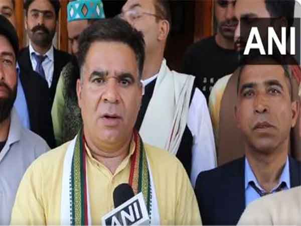 BJP leader Ravinder Raina (Photo/ANI)