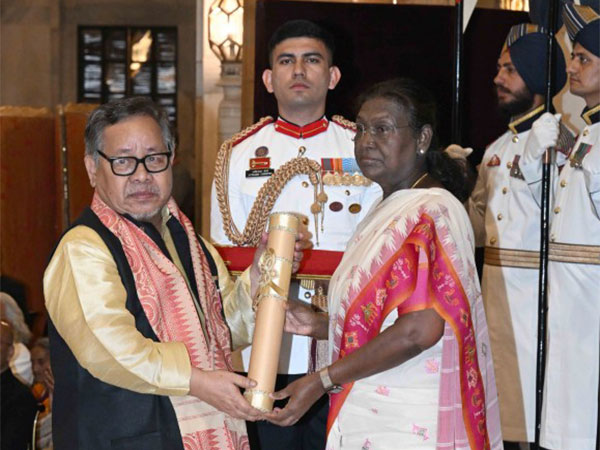 Anil Kumar Boro conferred with Padma Shri by President Droupadi Murmu (Image: Rashtrapati Bhavan)
