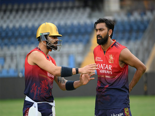 Virat Kohli and Krunal Pandya (Photo: RCB)