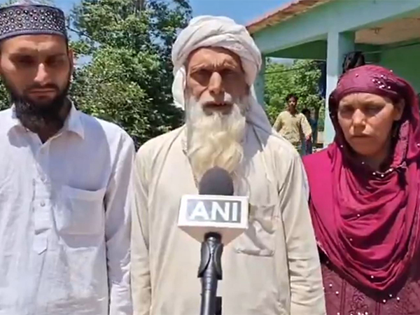 Local family in Poonch (Photo/ANI)