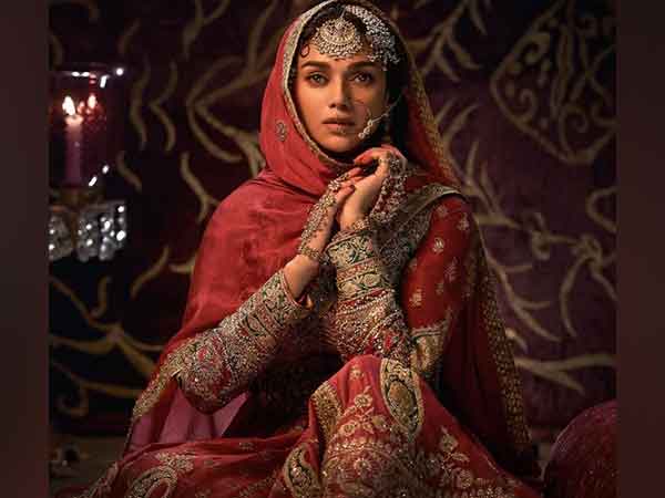 Aditi Rao Hydari as Bibbojaan (Photo/instagram/@netflix_in)