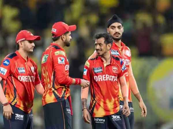 Yuzvendra Chahal with his PBKS teammates (Photo: IPL)