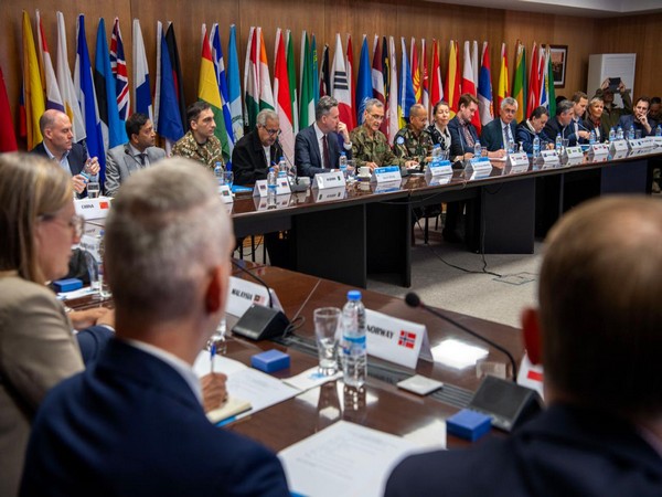 Diplomats from 38 countries show solidarity with UNIFIL, (Photo/X@UNIFIL_)