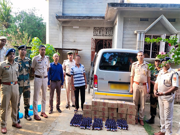 BSF apprehends three Indian nationals along Indo-Bangladesh border in Tripura (Photo/ANI) 