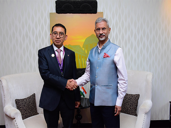 External Affairs Minister (EAM) S Jaishankar along with Indonesia's Minister of Culture, Fadli Zon (Photo/ X@DrSJaishankar)