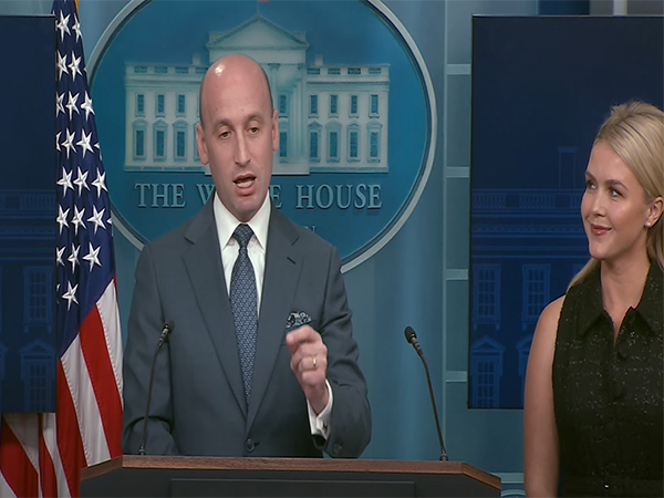 Stephen Miller and Karoline Leavitt (Photo/ YouTube @WhiteHouse)