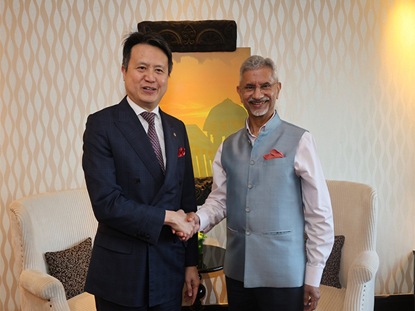 External Affairs Minister S Jaishankar with WIPO Director General Daren Tang (Image: X@DrSJaishankar)