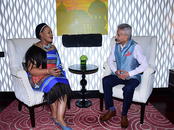 External Affairs Minister S Jaishankar with Eswatini Foreign Minister Pholile Dlamini Shakantu (Image: X@DrSJaishankar)