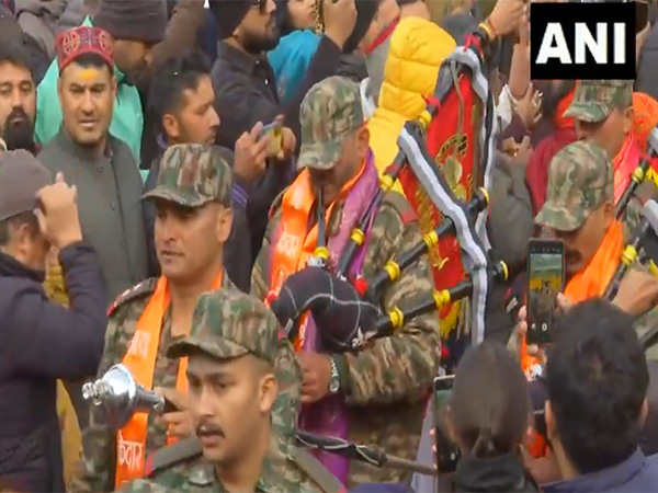 Garhwal Rifles playing devotional music on the occasion (Photo/ ANI) 