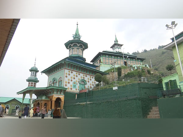 Aishmuqam Shrine (Photo/ANI)