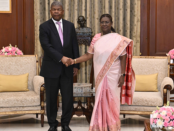 President Droupadi Murmu with Angola President Joao Manuel Goncalves Lourenco (Image: X@rashtrapatibhvn)
