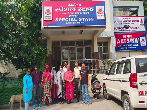 Illegal Bangladeshi migrants detained in Azadpur (Photo/ ANI)