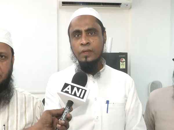 Maulana Gayas Ahmed Rashadi, a member of the AIMPLB (Photo/ANI)