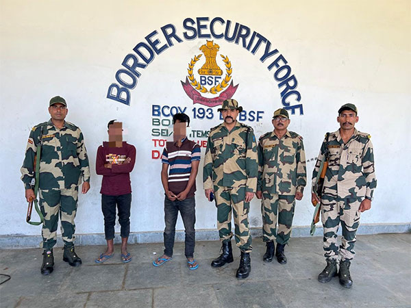 BSF Meghalaya troops apprehended five Bangladeshi nationals while attempting to cross the international border illegally on May 3 (Photo/BSF) 