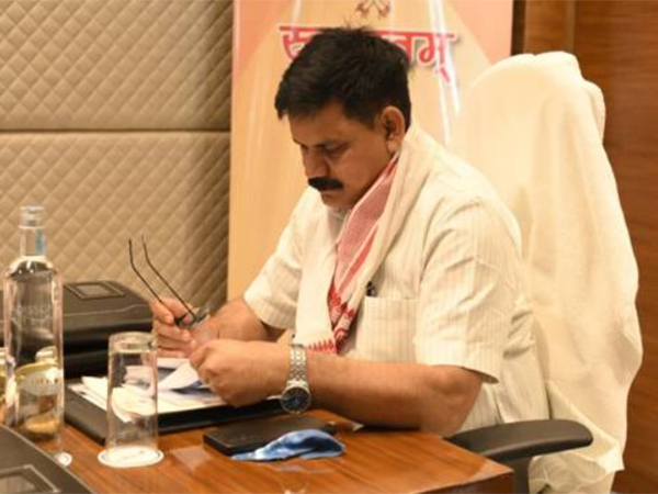  The Minister of State for Coal and Mines, Satish Chandra Dubey (Photo/PIB))