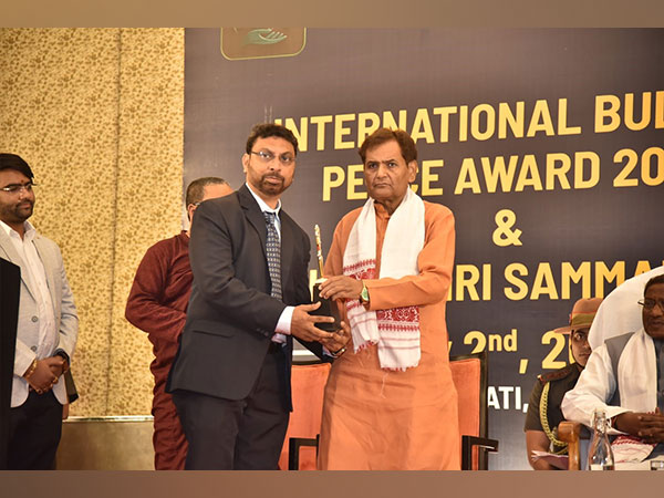 Mumbai Structural Engineer Dr. Er Munir Khan Honored with Prestigious International Buddha Peace Award