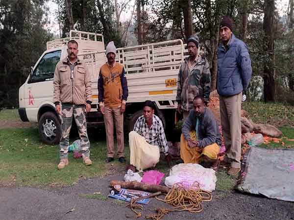 Two accused arrested by the forest department (Photo/ ANI) 
