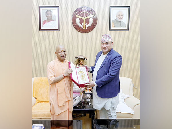 UP CM Yogi Adityanath with Nepal's Sudurpashchim province CM Shah (Photo/X@myogiadityanath)